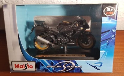 Kawasaki Ninja ZX 10 R , Maisto , im Maßstab 1:18,In OVP - Bild 1 von 4