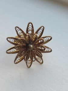 Vintage ESTATE Jewelry Brass LACEY FLOWER COCKTAIL RING adjustable - Picture 1 of 7