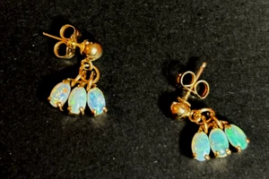 Vintage OPAL Earrings ๐ฅ Classic timeless jewelry, Glittering Estate Earrings - Picture 1 of 11