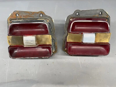 Conjunto de lámpara de luz trasera Ford Fairlane GT 1968-1969 Torino OEM Foto 1 de 4