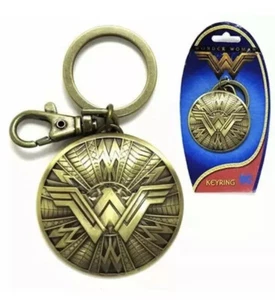 DC Comics Wonder Woman Shield Key Chain Pewter Keychain Clip Shield NIP - Picture 1 of 7