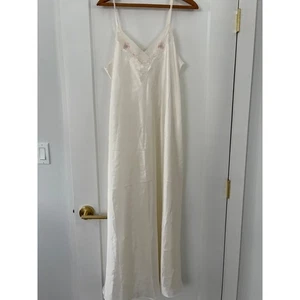 Oscar de la Renta XL Ivory Satin Nightgown Slip Dress Embroidered Flowers - Picture 1 of 8