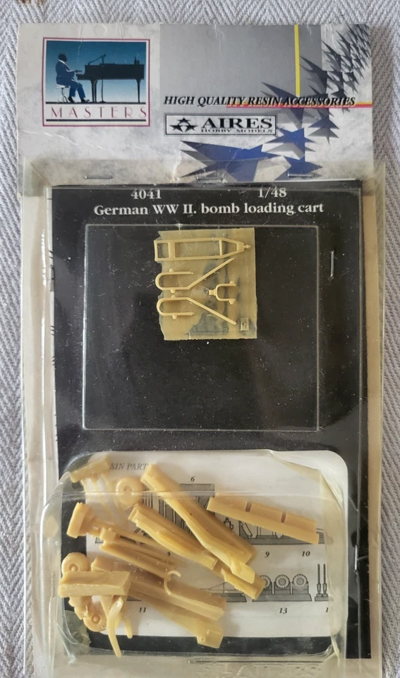1/48 AIRES GERMAN WWII BOMB LOADER CARTS - ASK FOR SHIPPING COST - Immagine 1 di 1