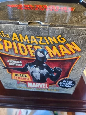 Mini Busto Estatua Simbionte Negro Hombre Araña Marvel Diseños Bowen Edición Limitada Foto 1 de 4