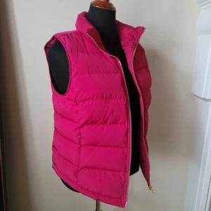 Talbots Cranberry rot geschwollen mit Reißverschluss Weste Ente Daunenfeder Gr. M Medium neu mit Etikett - Bild 1 von 8