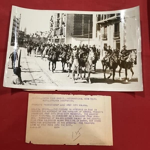 1937 General Franco "Mosqueteros" Llevan Ejército a Málaga España Foto de Prensa - Imagen 1 de 12