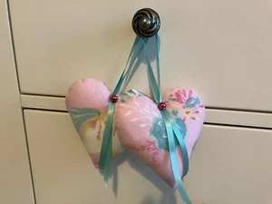 2 x Corazones Colgantes Laura Ashley - Unicornios Rosados Hechos a Mano - Imagen 1 de 3