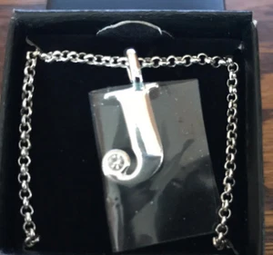 AVON SILVER PLATED  INITIAL pendant Necklace - J (New/Boxed) - Picture 1 of 1