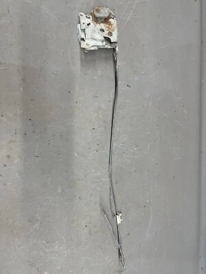 Manija de liberación de pestillo de puerta Chevy Impala 1961-1964 BelAir Biscayne Starfire LH OEM Foto 1 de 4