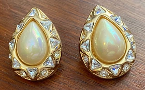 RARE Christian Dior Trillion Cut Faux Pearl Statement Runway Clip on Earrings - Picture 1 of 5