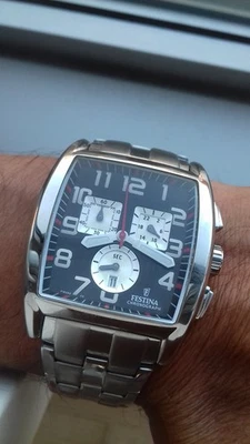 Montre Vintage Festina CHRONOGRAPHE F16292/3 En Acier Carré NOS UHR SALC - Photo 1/4