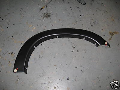 BLAZER XTREME REAR WHEEL FENDER FLARE EXTREME LEFT SIDE GM # 15056103 Foto 1 de 1