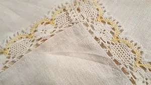 MANTEL VINTAGE CROCHET/BORDADO RECTÁNGULO 55" X 61" - Imagen 1 de 6