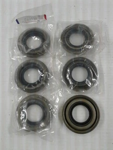 Jeep Late 1960's & 1970's CJ5 Pinion Seal Part # 998092 (Set of 6) - Picture 1 of 6