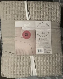 Greenfield  King Quilt  And Shams 3 Piece Set Beige, NWT. - Picture 1 of 7