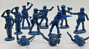 ATLANTIC SOLDATINI SCALA 1/32 AVIATORI  VINTAGE '70 SET POSE COMPLETO - Picture 1 of 7