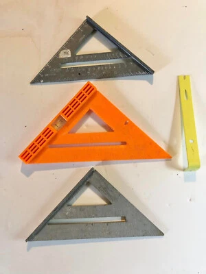Lot of 4 Trim Molding Pry Bar & 3 Angle Square Framing Too - Image 1 of 4