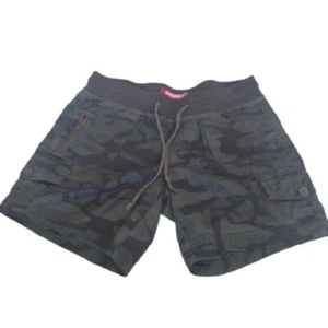 Unionbay Juniors Camo Drawstring Shorts, Size Small - Picture 1 of 7