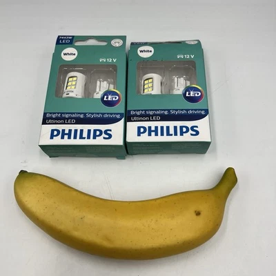 Светодиодная лампа Philips Ultinon 7443 белая 6000K две лампы стоп-сигнал задняя модернизация оригинальная - Изображение 1 из 4