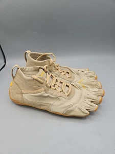 Vibram Women's FiveFingers V-Trek Trail Hiking Shoe Sz 38 8-8.5 Tan Lace Up - Picture 1 of 9
