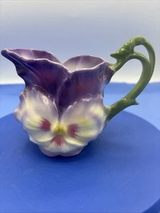 Impresionante crema para servir vintage Royal Bayreuth púrpura con mango de pensamiento - Imagen 1 de 8