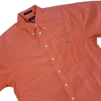 Camisa Gant Para Hombres Manga Corta Melocotón Popelina Abotonada Coral Mediana 100% Algodón Foto 1 de 4