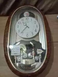 beautiful vintage seiko musical wall clock - Picture 1 of 7