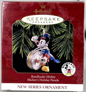 1997 HALLMARK Keepsake MICKEY'S HOLIDAY PARADE Ornament BANDLEADER MICKEY 1ST - Picture 1 of 4