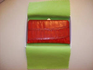 New in Box Abas Leather Full Frame Card Case Red - Picture 1 of 2