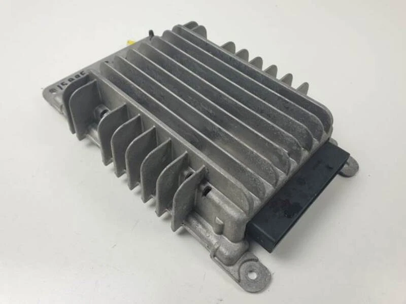 8P7035223 modulo elettronico per AUDI A3 CABRIOLET (8P) 1.9 TDI 2008 1476472 - Immagine 1 di 4