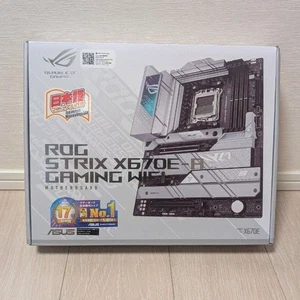 Płyta główna ASUS ROG STRIX X670E-A GAMING WIFI AM5 X670E USB3.2 4 DDR5 płyta główna - Zdjęcie 1 z 6
