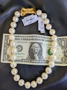 Kate Spade All Wrapped Up Faux Pearl Short Necklace Gold Tone Bow 16 in NEW - Picture 1 of 6
