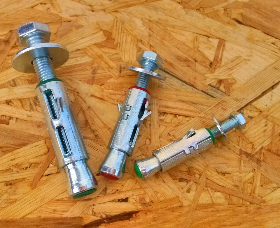 Tassello in acciaio per ancoraggio pesante, fissaggio su cemento e pietra - Immagine 1 di 1