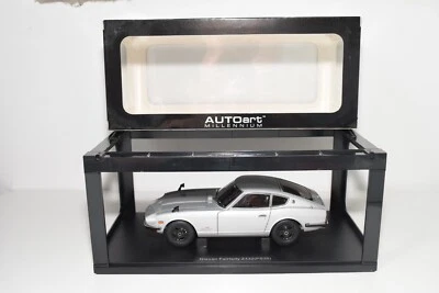 A64 1:18 AUTOART AUTO ART 77437 NISSAN FAIRLADY Z432 PS30 GRIGIO METALLIZZATO... - Immagine 1 di 4