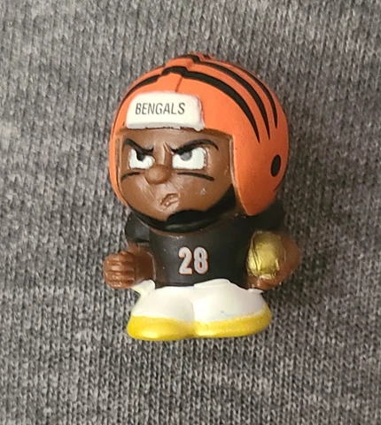 NFL TEENY MATES SERIES X GOLD 1" JOE MIXON #28 CINCINNATI BENGALS NEW Cover