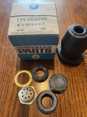 Новый из старых запасов Mopar 1963-1967 Dodge Fargo грузовик 1 дюйм главный цилиндр набор без поршня - Изображение 1 из 4