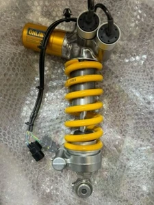 Ohlins New 2024 CBR1000RR-RSP sc82 Genuine rear suspension R shock - Picture 1 of 4