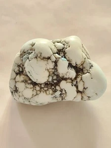 Ground Find / Gemstone / White Turquoise / Mineral / Investment / Jewellery / Healing Stone - Picture 1 of 8