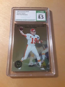 Tarjeta de fútbol americano 1995 Pinnacle Zenith #SS4 JOE MONTANA CSG 8,5 (SEGUNDA TEMPORADA), PATIO - Imagen 1 de 2