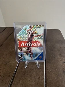 2024-25 Topps Finest Rob Dillingham Arrivals RC Blue Geometric Refractor #14/75 - Picture 1 of 3