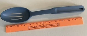 Pampered Chef 13" Blu Nylon Plastica Servizio da Cucina Cucchiaio Scanalato Skimmer (86ia - Foto 1 di 6