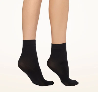 CALCETINES WOLFORD PURE 70 DENIER AURORA NEGROS TALLA MEDIANA NUEVOS Foto 1 de 3