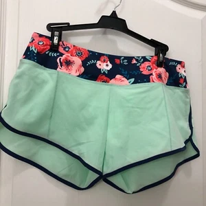 Pantaloncini Jadelynn Brooke Running Activewear verdi foderati floreali S nuovi con etichette piccolo difetto - Foto 1 di 8