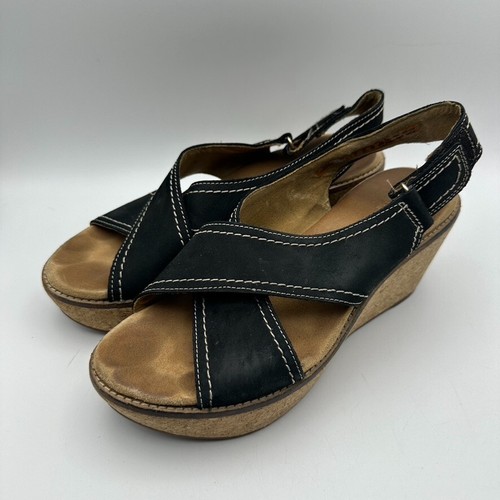 Clarks Artisan sandalo donna Annadel Eirwyn zeppa taglia 7 5M nero scamosciato 38 EU