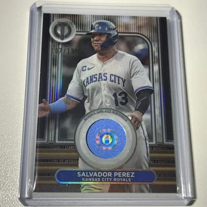 2024 Topps Tribute Stamp of Approval Relics Salvador Perez #d /199 Royals - Picture 1 of 3