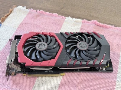 Tarjeta de gráficos MSI GeForce GTX 1070 para juegos x 8 GB GDDR5 Foto 1 de 4