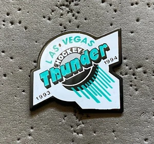 Las Vegas Thunder Hockey 1993-1994 IHL Hockey Pin - Bild 1 von 2