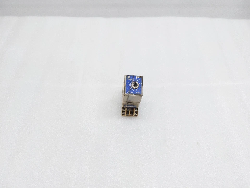 a.m.r.a okrr 110v~ Electromechanical Relay - Image 1 of 4