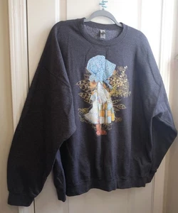 Holly Hobbie Graphic Sweater Dark Gray Blue Bonnet Patchwork Plants Gildan 2XL - Picture 1 of 10