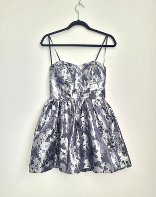 Винтажный серебро/черный цветочный Кокетливое выпускного мини-платье Sz M гранж готики ведьмы Y2k - Изображение 1 из 4